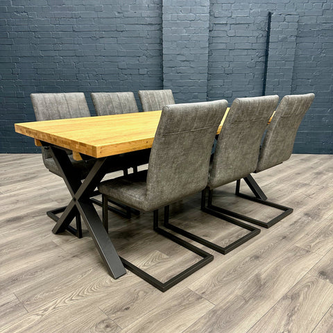 Fusion Oak Large Table PLUS x6 Retro Fusion Dining Chairs
