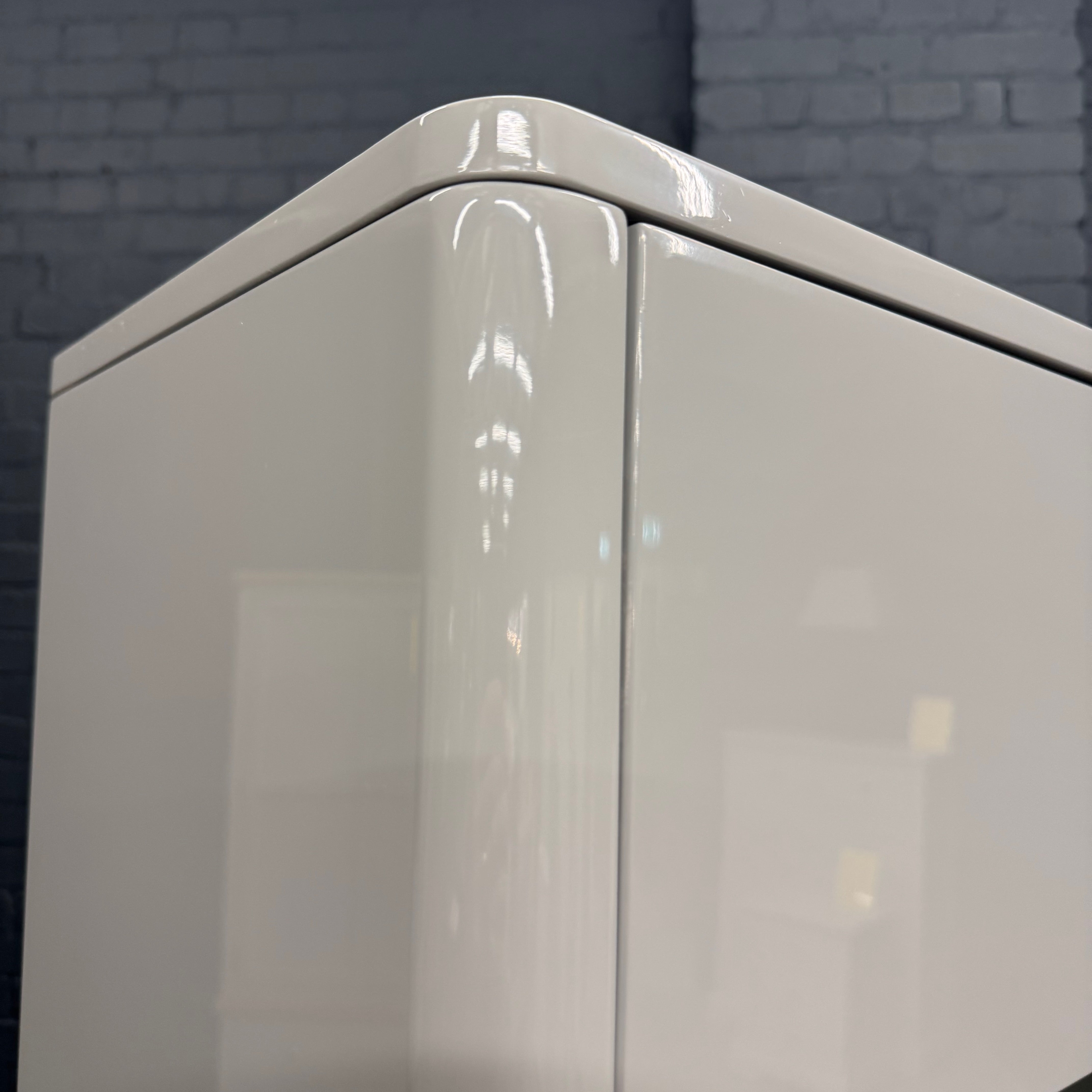 Chicago Display Cabinet