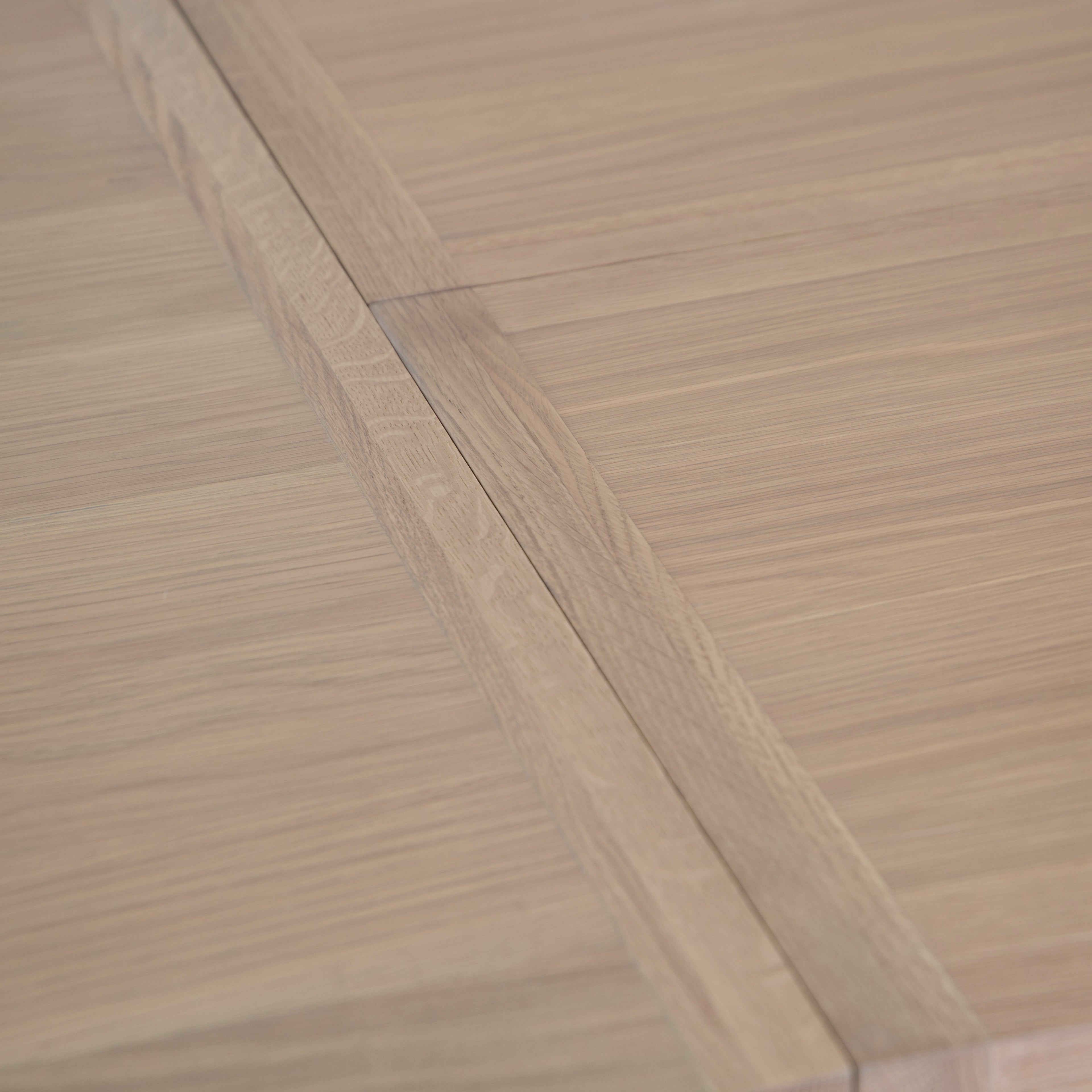 Country Living, White Painted & Oak - 1.3m Extending Dining Table