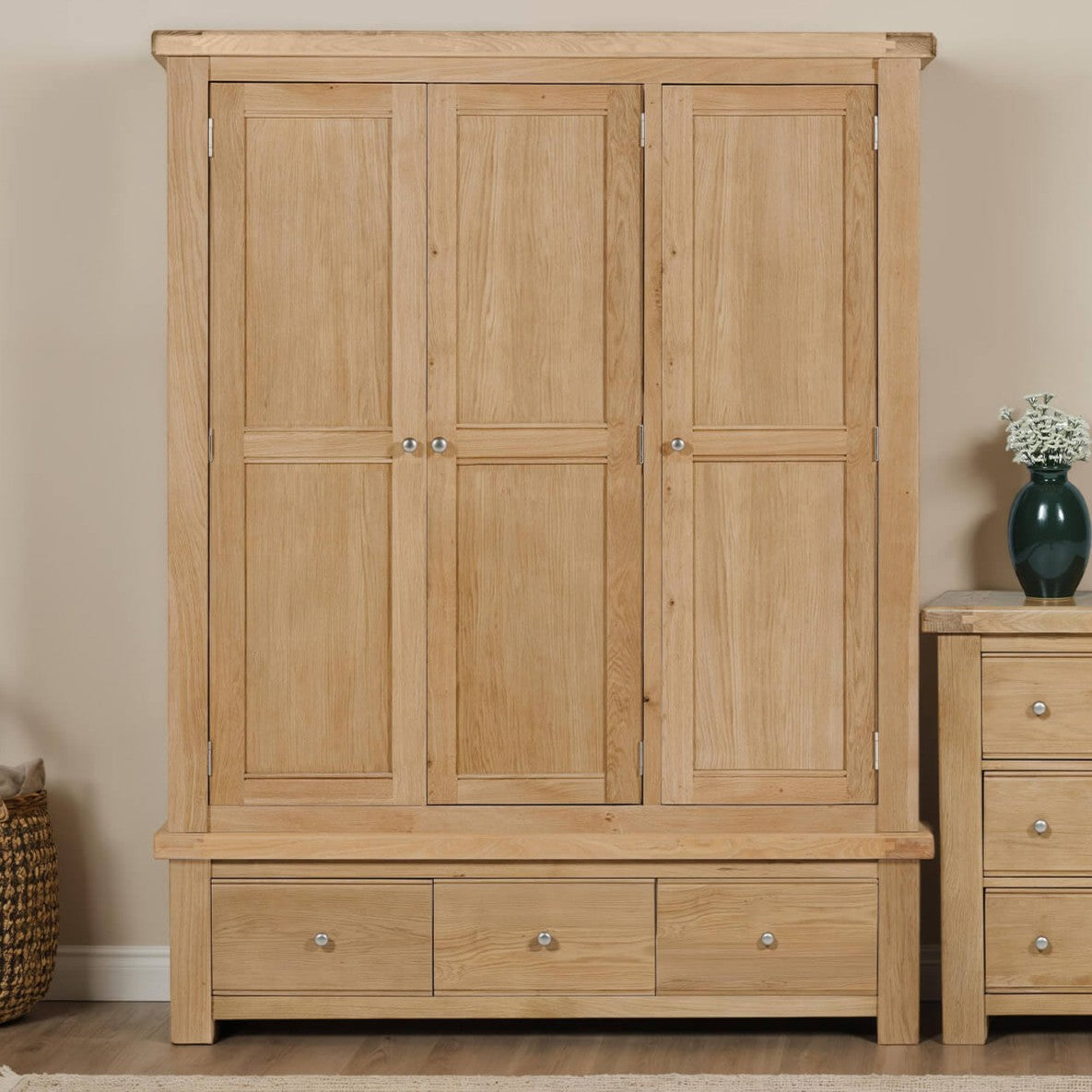 Delaney Oak Door Wardrobe