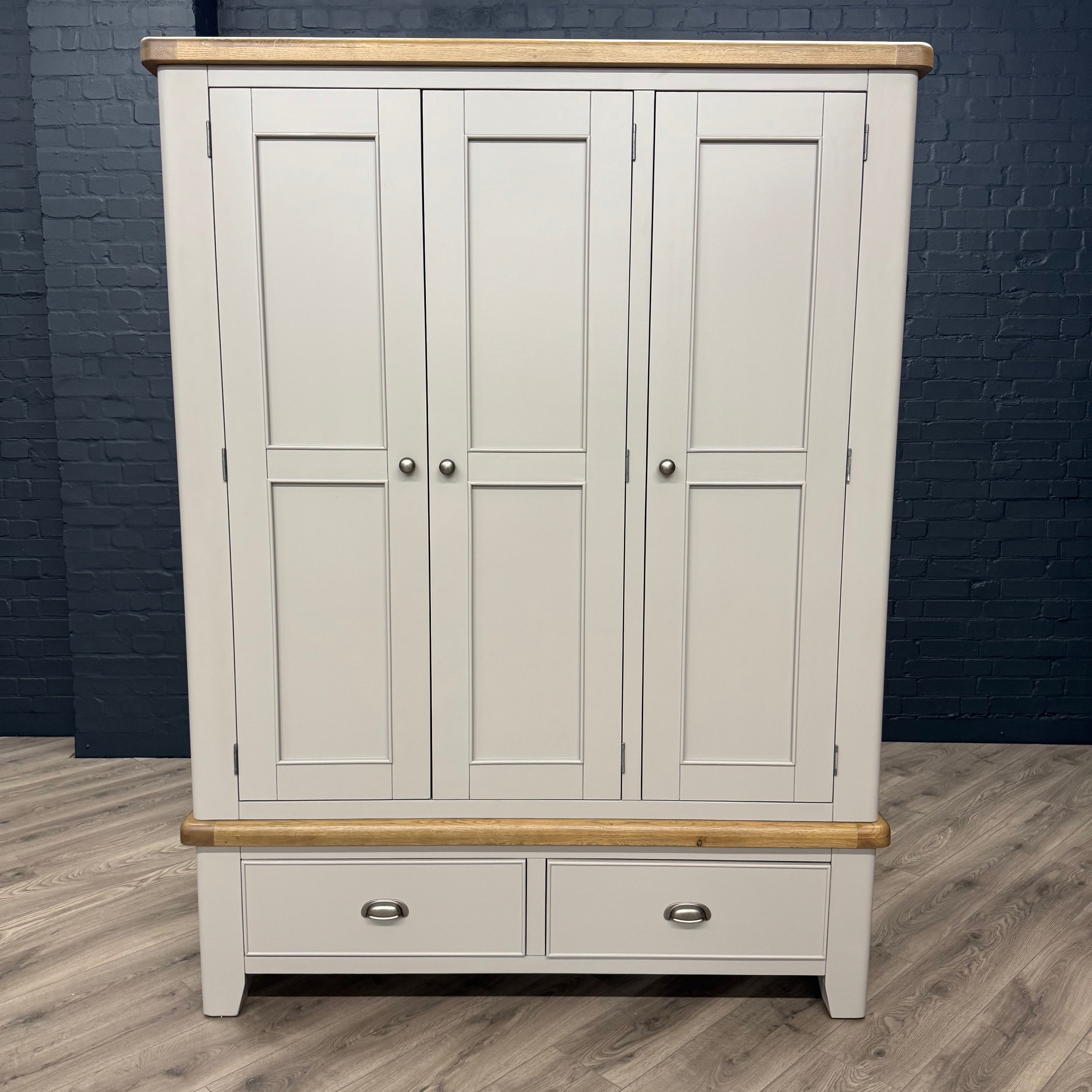 Norfolk Oak & Grey - 3 Door Wardrobe