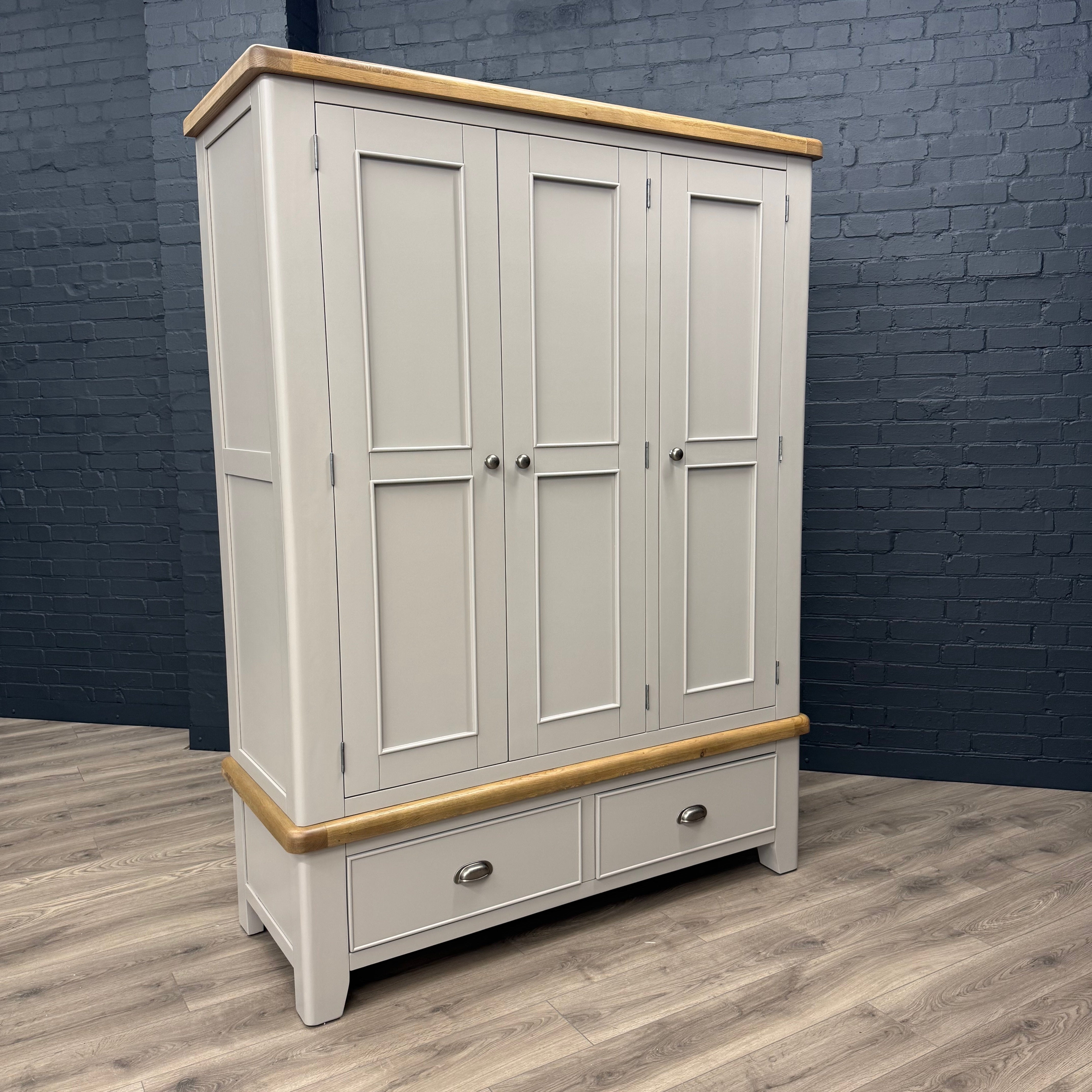 Norfolk Oak & Grey - 3 Door Wardrobe