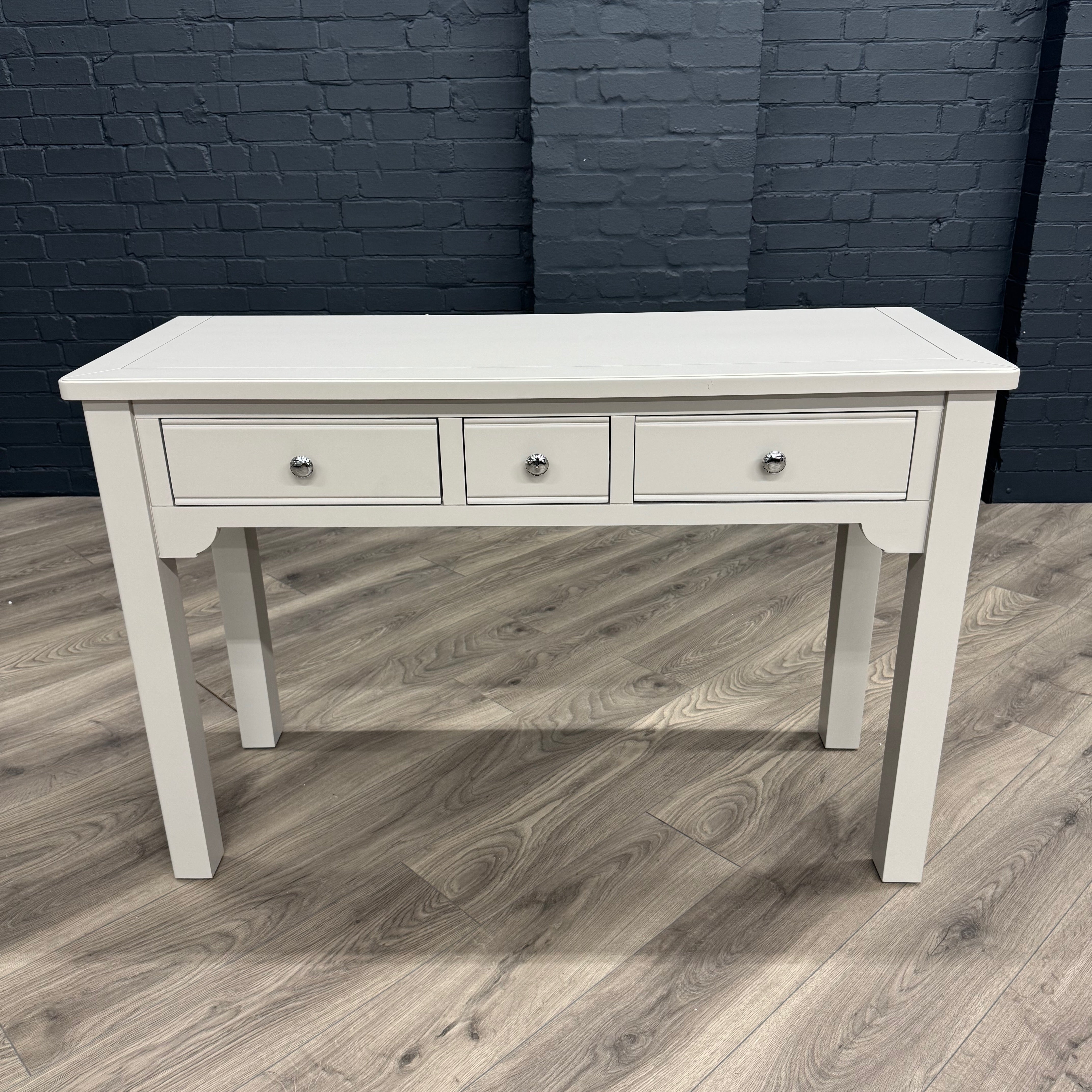 Berkeley Ladies Dressing Table