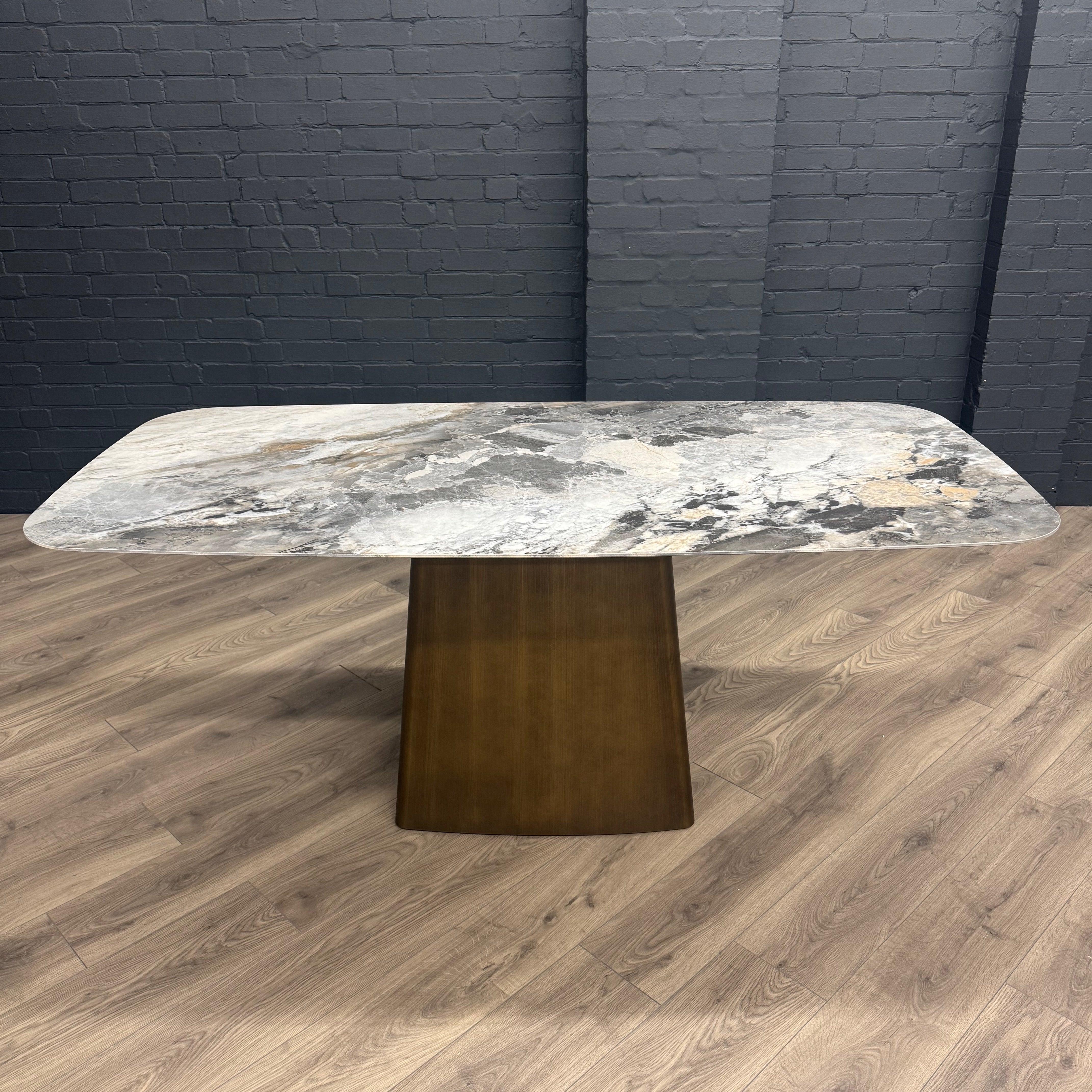 Chicago 1.8m Dining Table