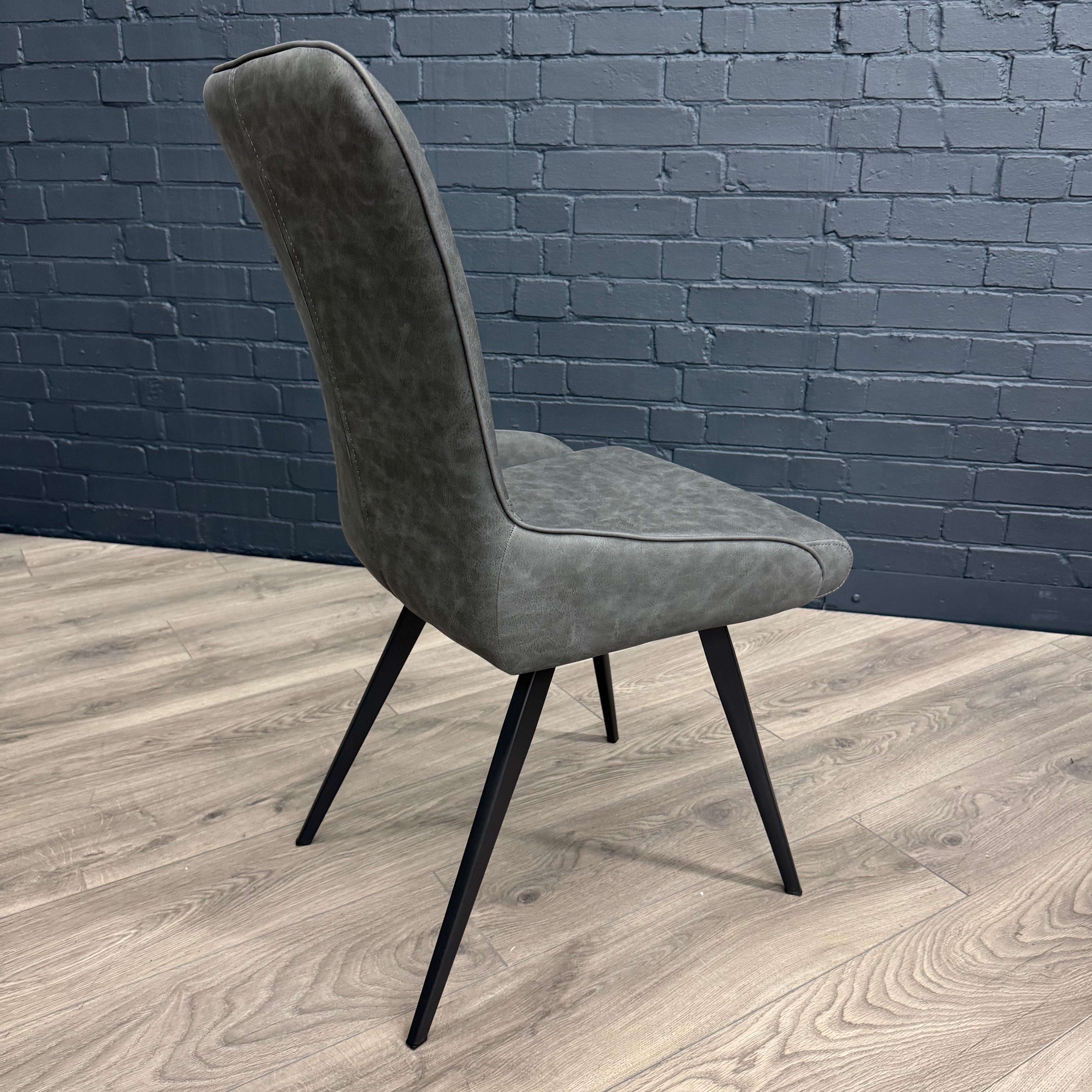 Fusion Oak Large Dining Table PLUS X6 Austin Dining Chairs