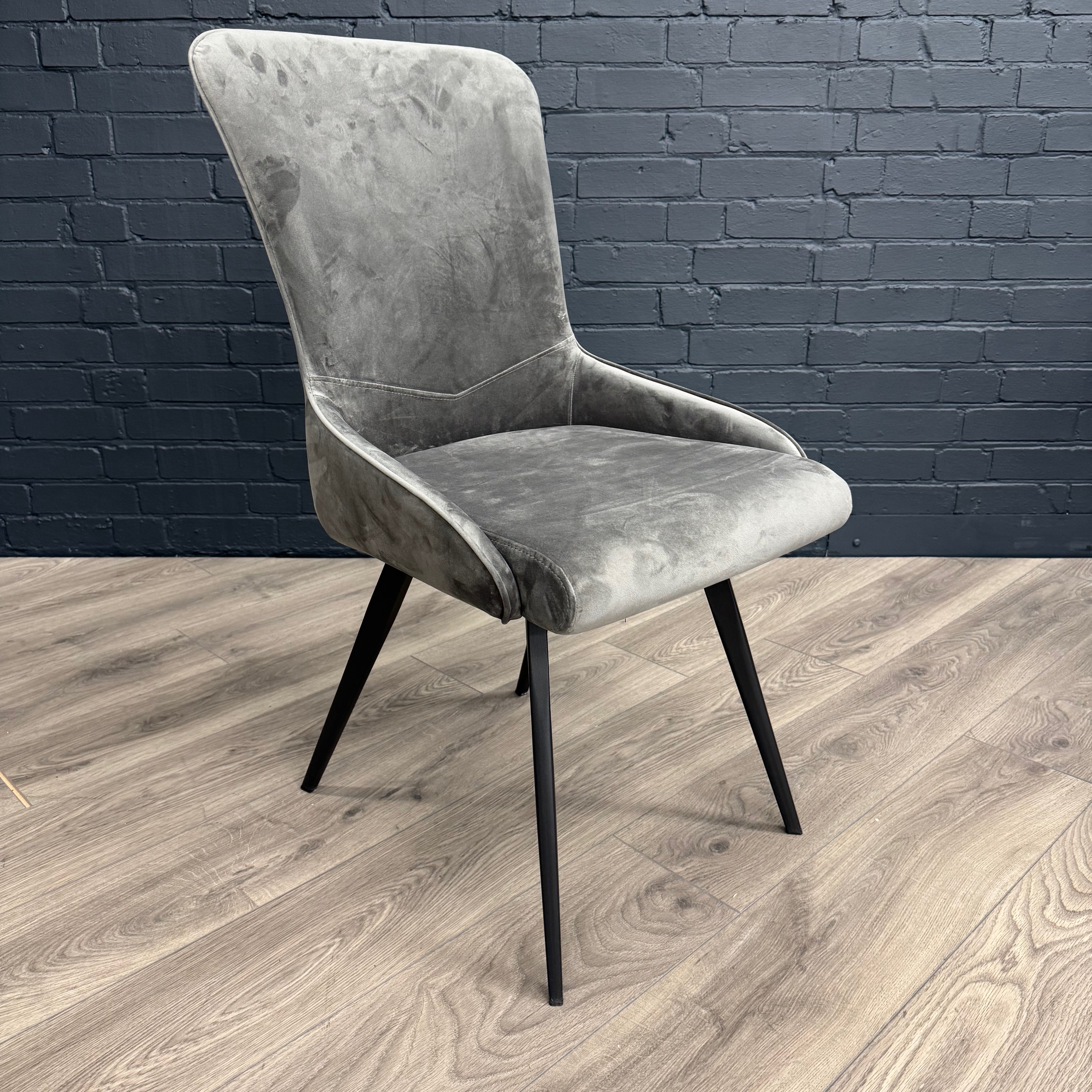 Stamford Oak Dining Table with Cross Leg Wooden Base - 160cm Extending Table PLUS X6 Austin Dining Chairs