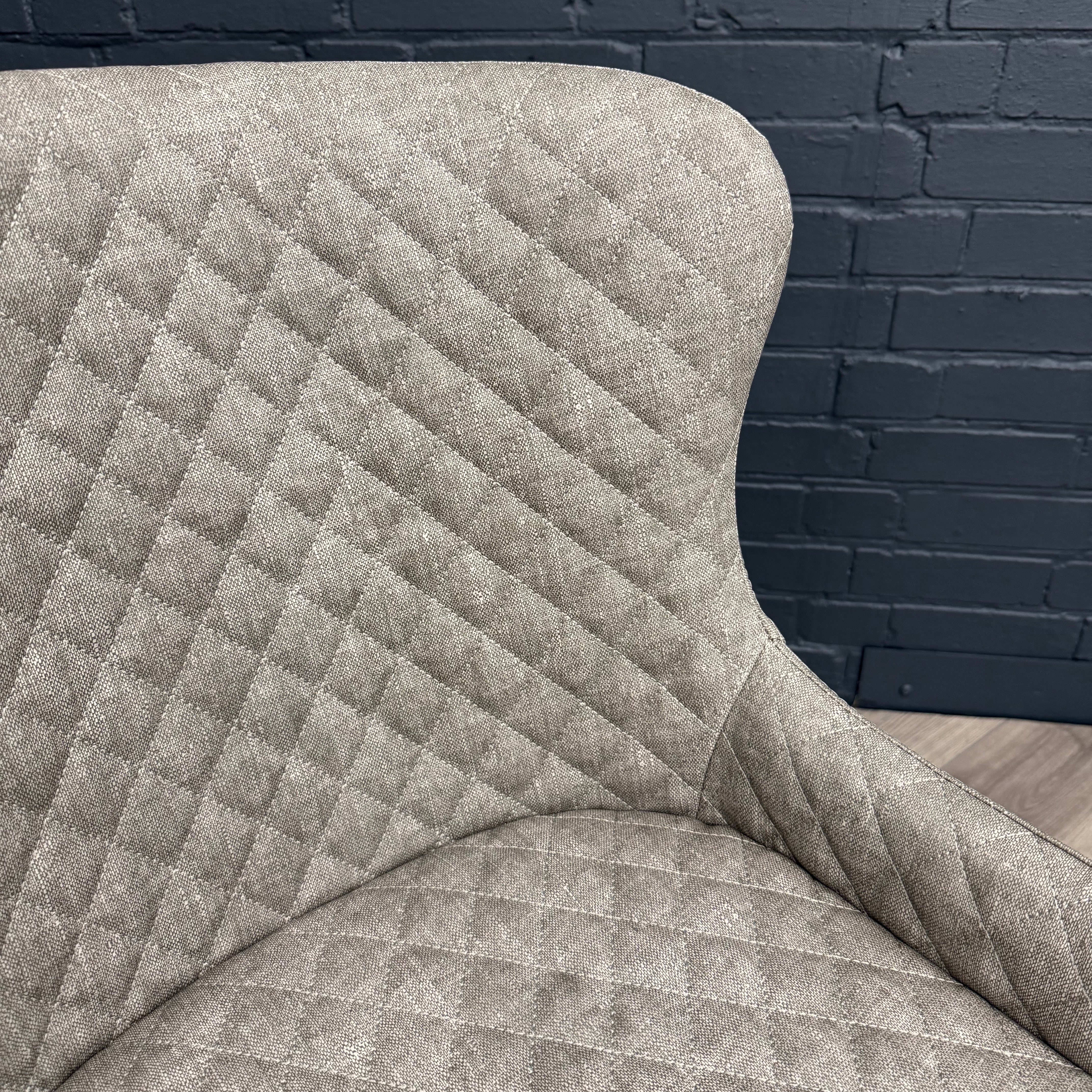 Fusion Cantilever Dining Chair - Platinum