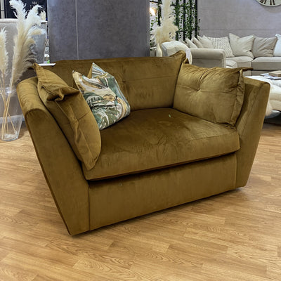 Sully Sofa - Love Chair