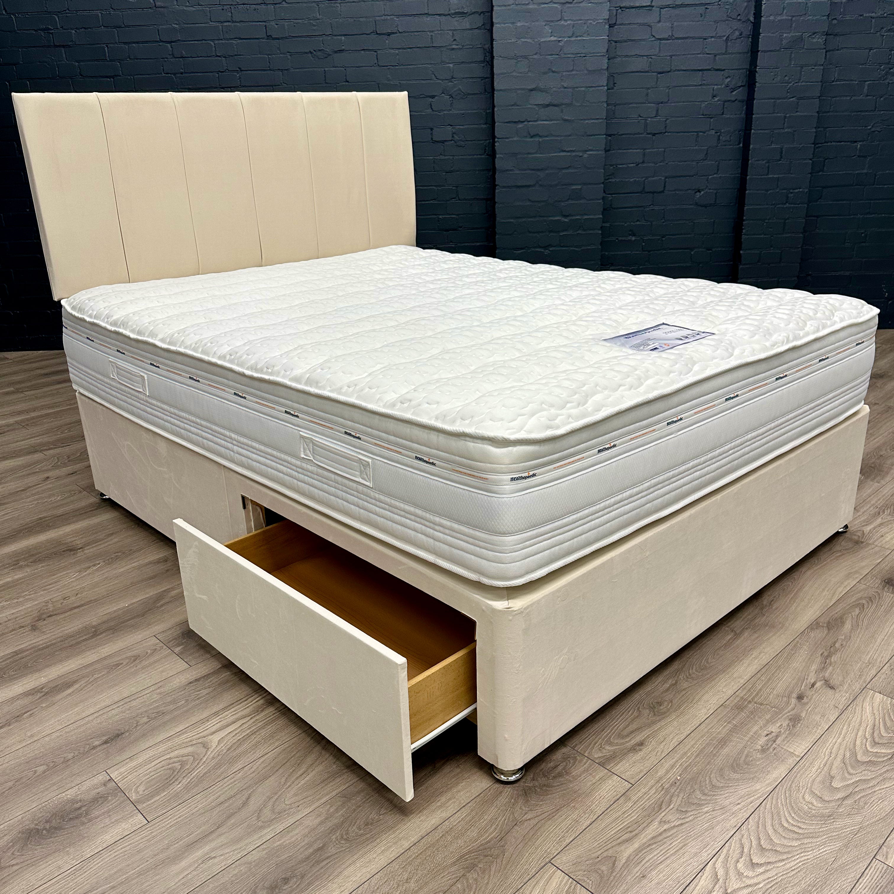 Solice 1000 Complete Divan Bed, from