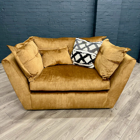 Sully Sofa - Love Chair - Duke Old Gold